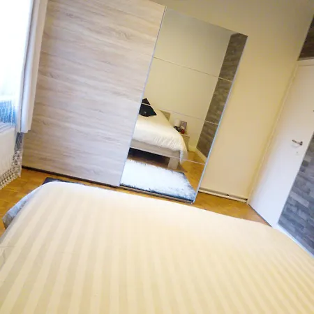 For Rent In Homestay